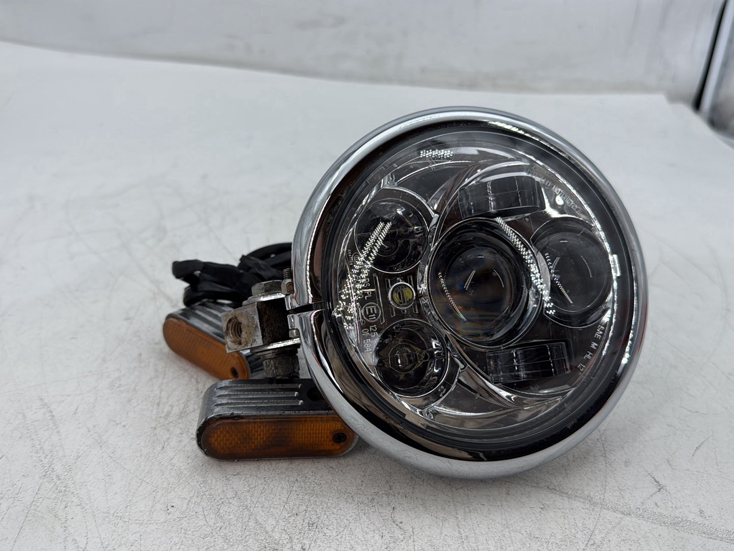 1998 Harley Softail Custom FXSTC OEM Headlight Headlamp Head Lamp Light LED