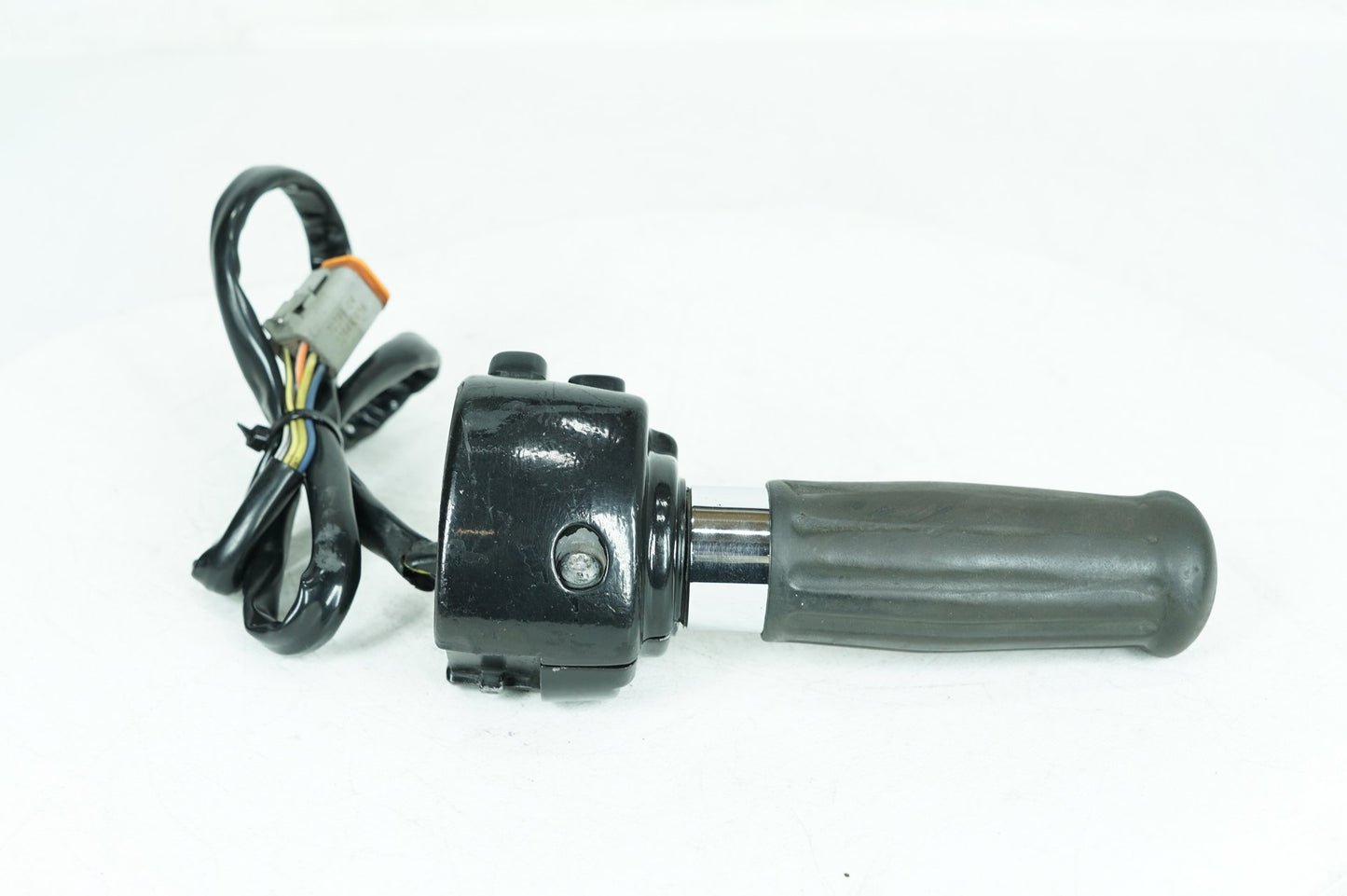 2004 - 2013 Harley-Davidson Sportster Custom Left Turn Signal Headlight Switches Controls 71682-06A