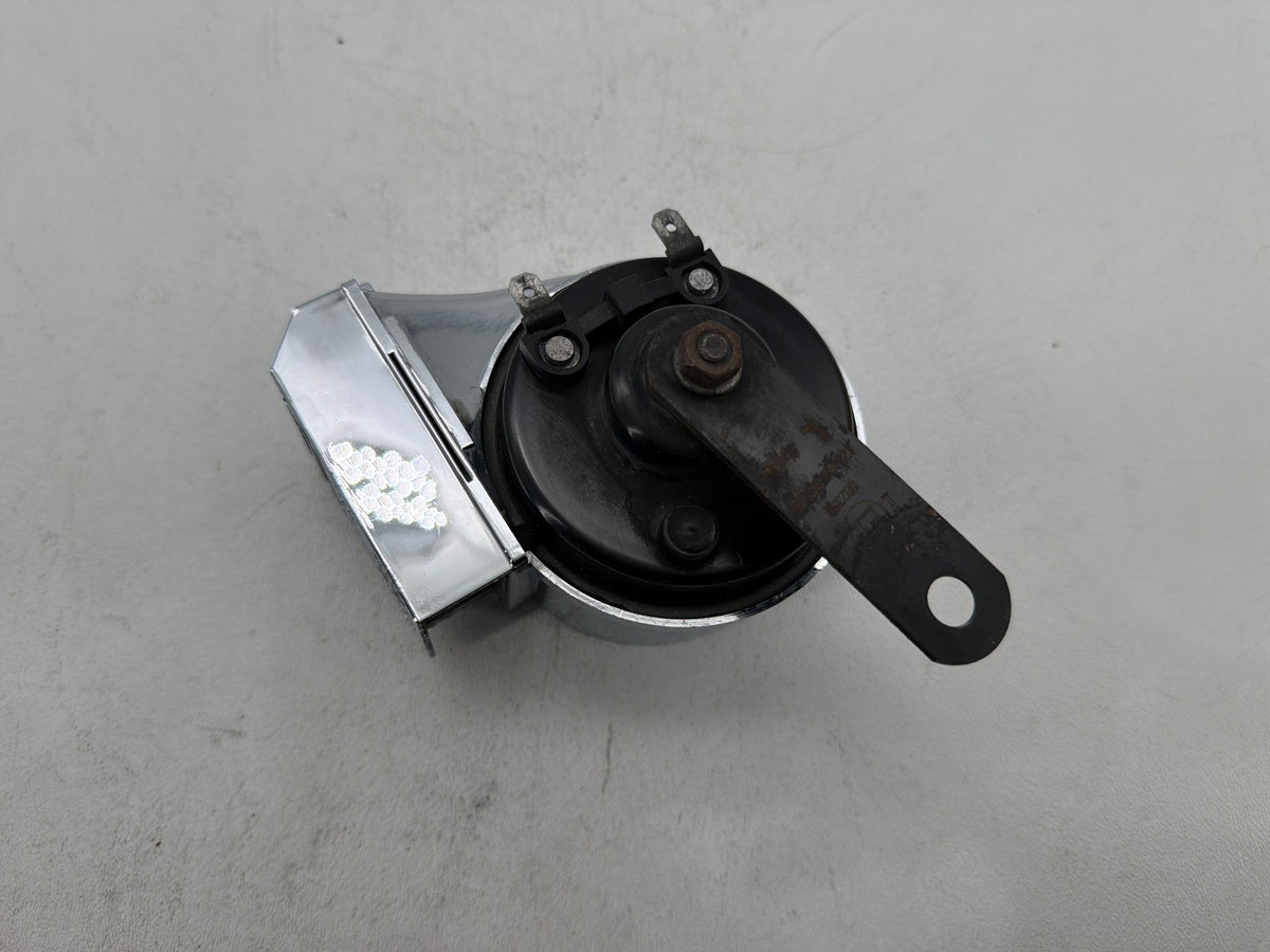 2011 Harley Electra Glide Touring Ultra OEM Signal Horn Klaxon Beep