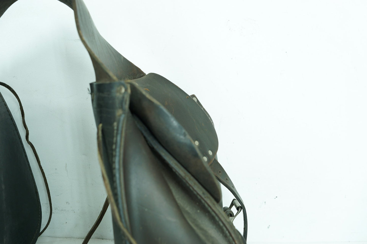 1984 - 1990 Harley-Davidson Sportster  Rear Left Right Saddlebags Luggage Leather Vintage