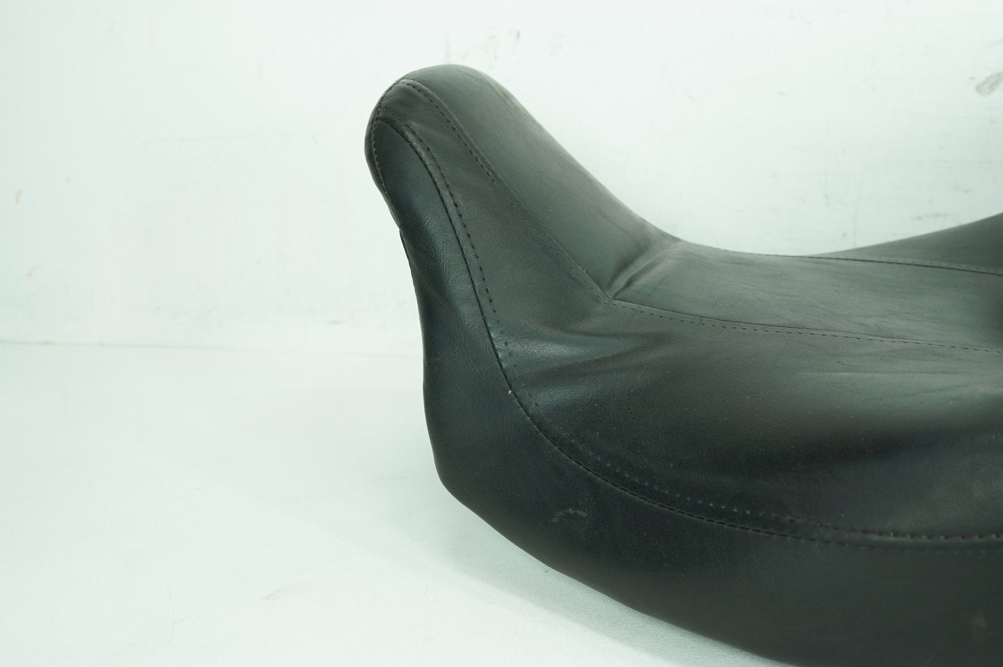 2007 - 2012 Harley-Davidson Touring Electra Glide Ultra Passenger Rider Driver Seat Saddle 52164-10