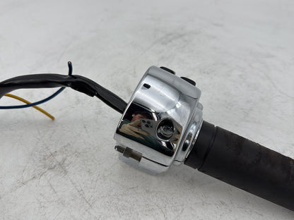 1999 - 2006 Harley-Davidson Touring Electra Glide Classic Left Turn Signal Headlight Switches Controls 71685-06A