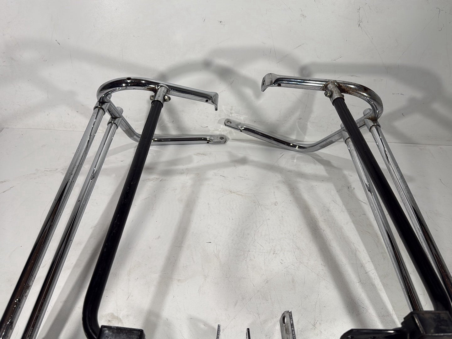 1996 Harley Electra Glide Touring FLHT OEM Rear Left Right Saddlebag Guard Rails Bar