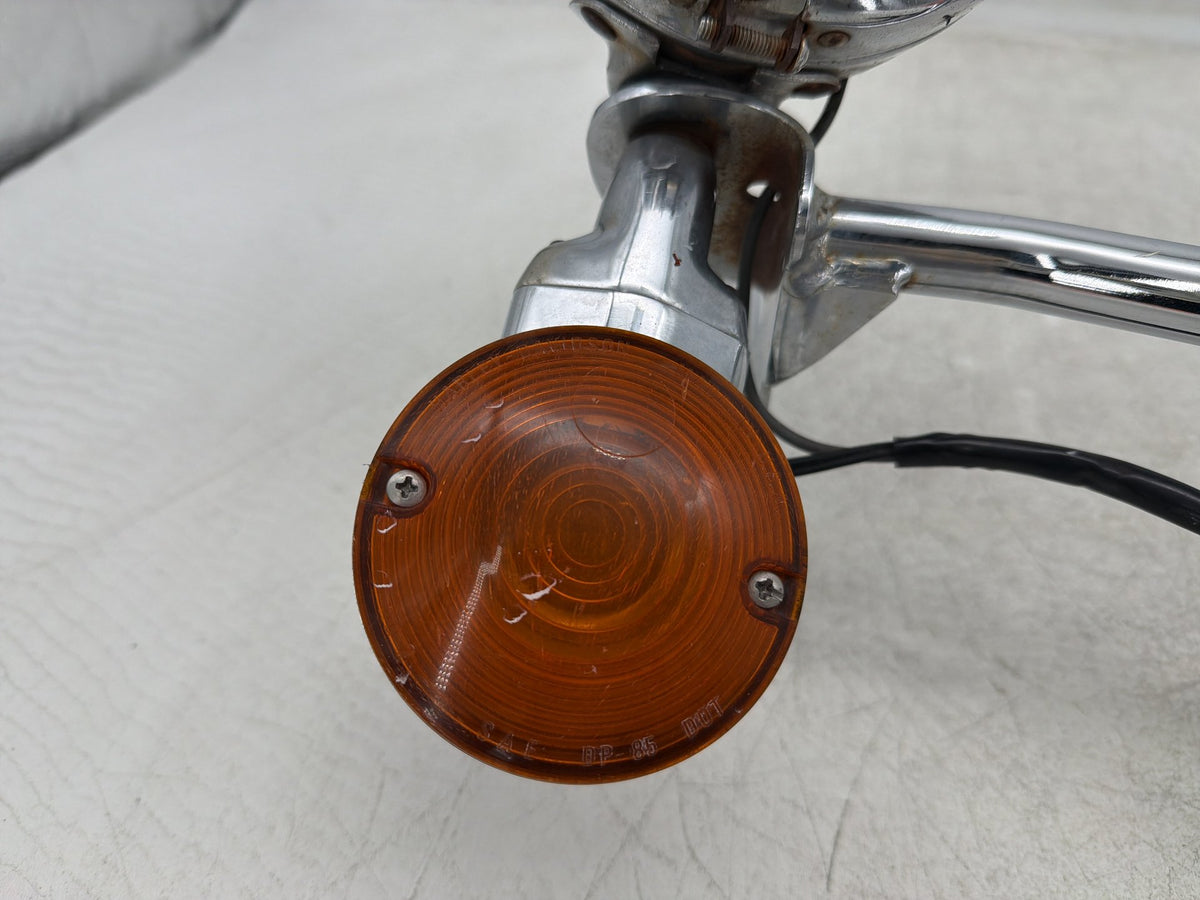 1991 Harley Electra Glide Touring Classic OEM Front Turn Signal Indicators Aux Light Bar
