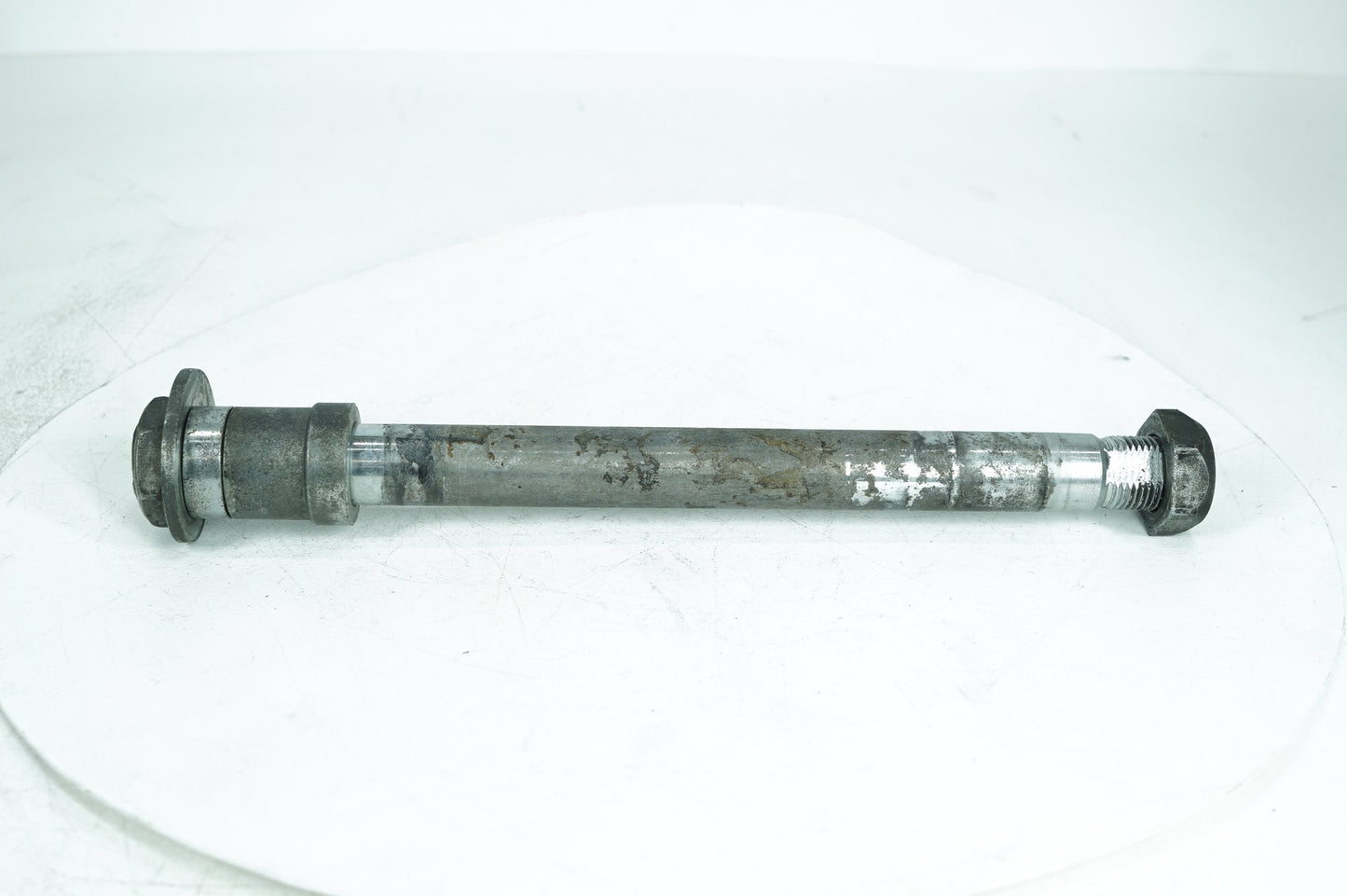 1999 - 2006 Harley-Davidson Touring Electra Glide Classic Rear Wheel Axle Bolt Shaft  	41056-02