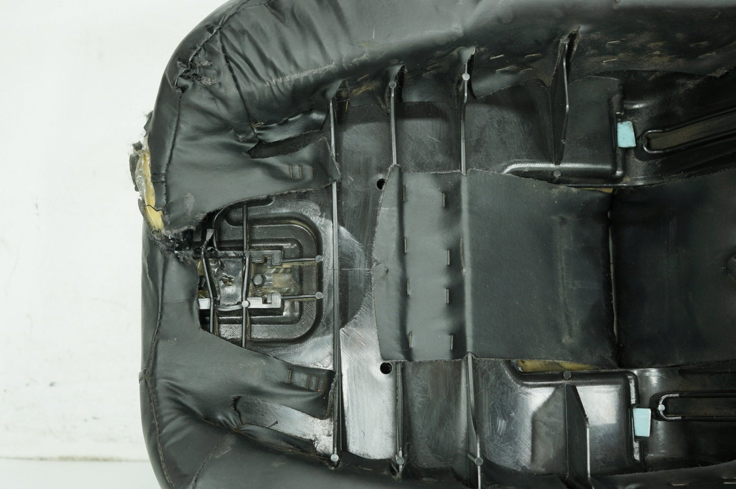 2007 - 2016 Harley-Davidson Touring CVO Electra Screamin Eagle Passenger Rider Driver Seat Saddle 52000028