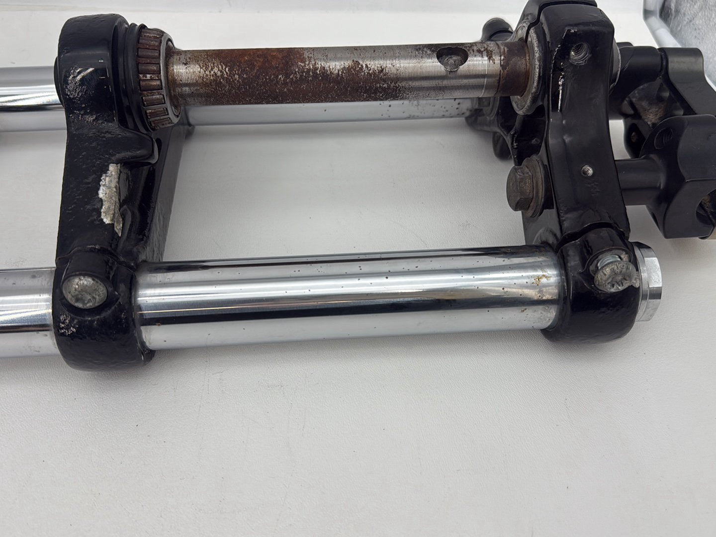 2004 - 2022 Harley-Davidson Sportster 1200 Nightster Front Triple Tree Set & LH RH Fork Legs Sliders 46758-07
