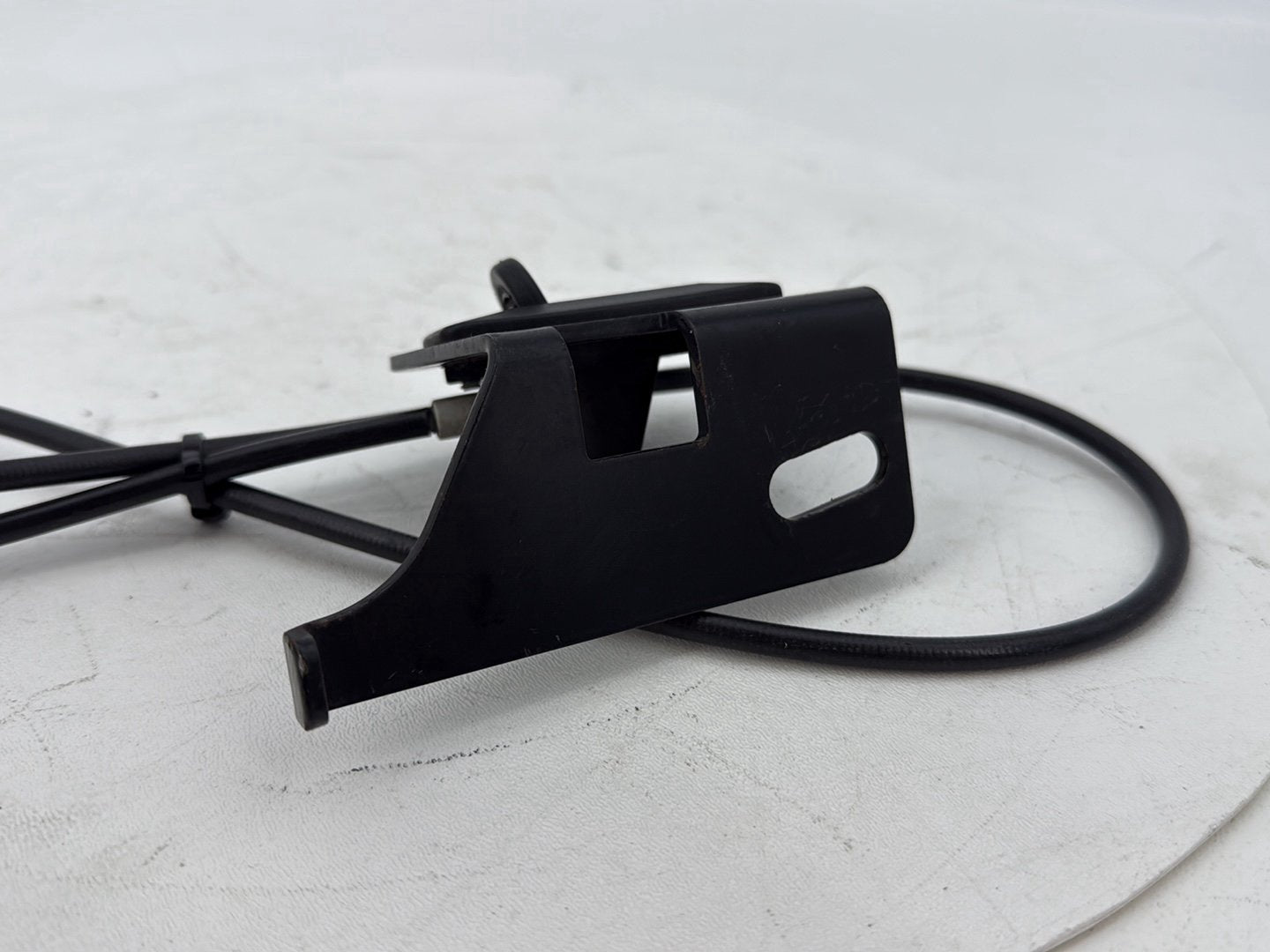 2019 - 2023 Harley-Davidson Touring Street Glide Varilock Gas Spring Mount Bracket & Cable 02752046