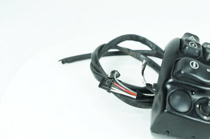 2017 - 2025 Harley-Davidson Touring Street Glide Right Engine Start Kill Switches Controls 71500501