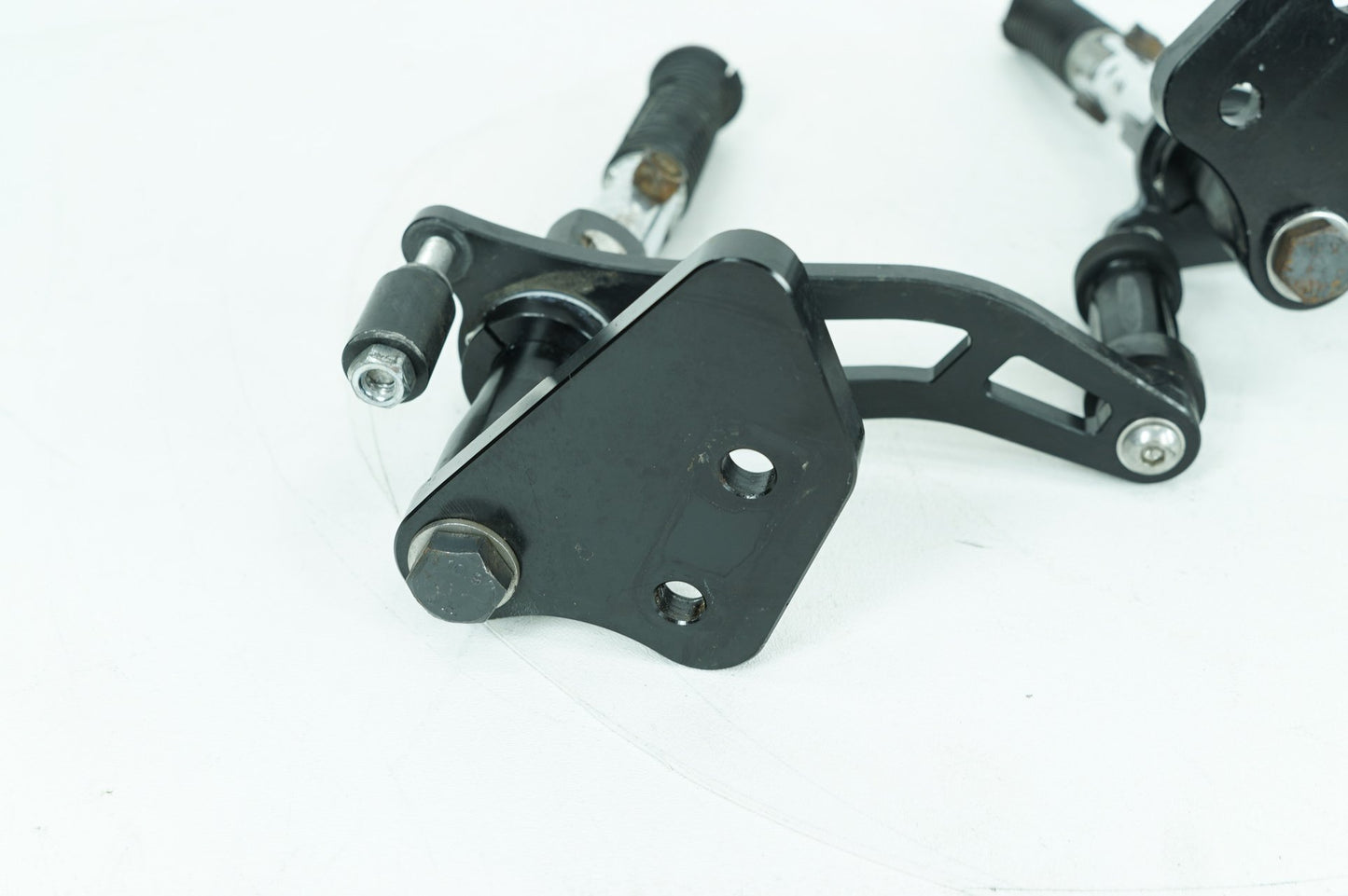 2007 - 2017 Harley-Davidson Dyna Super Glide Left & Right Step Foot Rest Pegs 33032-99