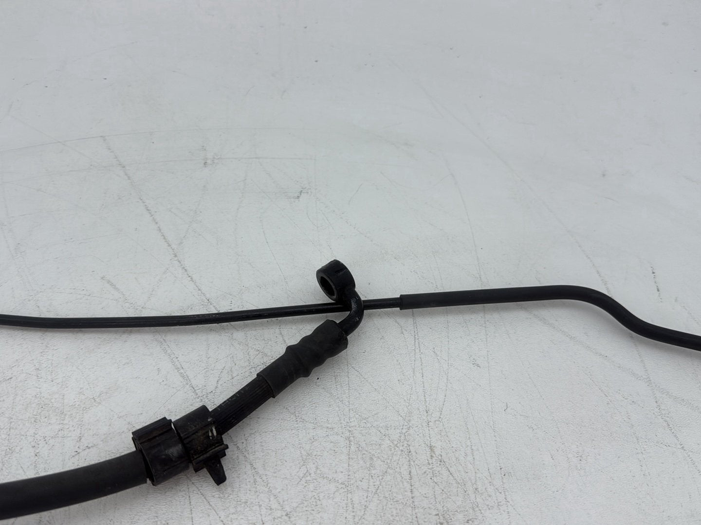 2010 Harley Street Glide Touring FLHX OEM Rear Brake Hose Line Pipe NON-abs