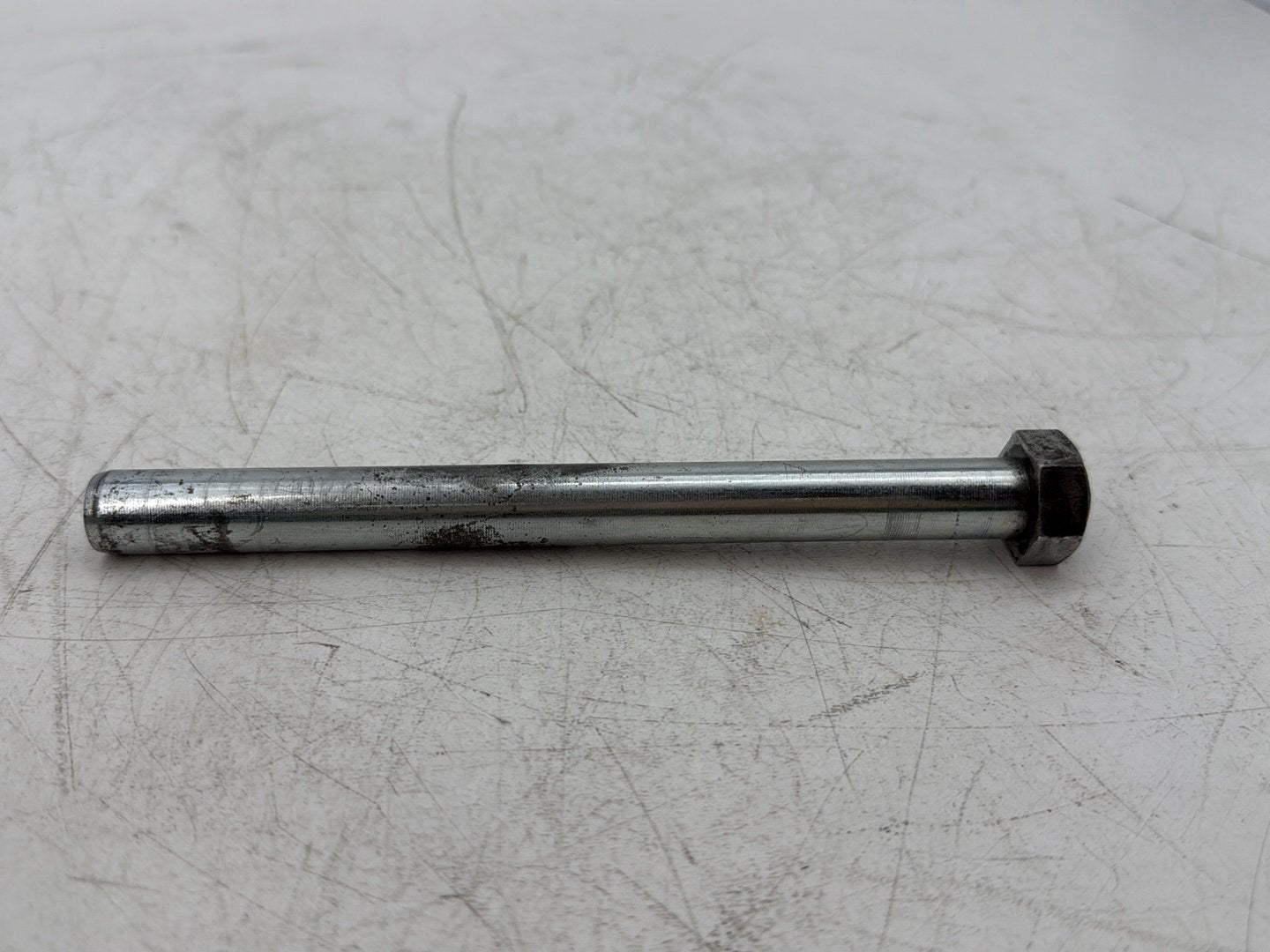 2005 Harley Dyna FXDWG Wide Glide OEM Rear Wheel Axle Bolt Shaft