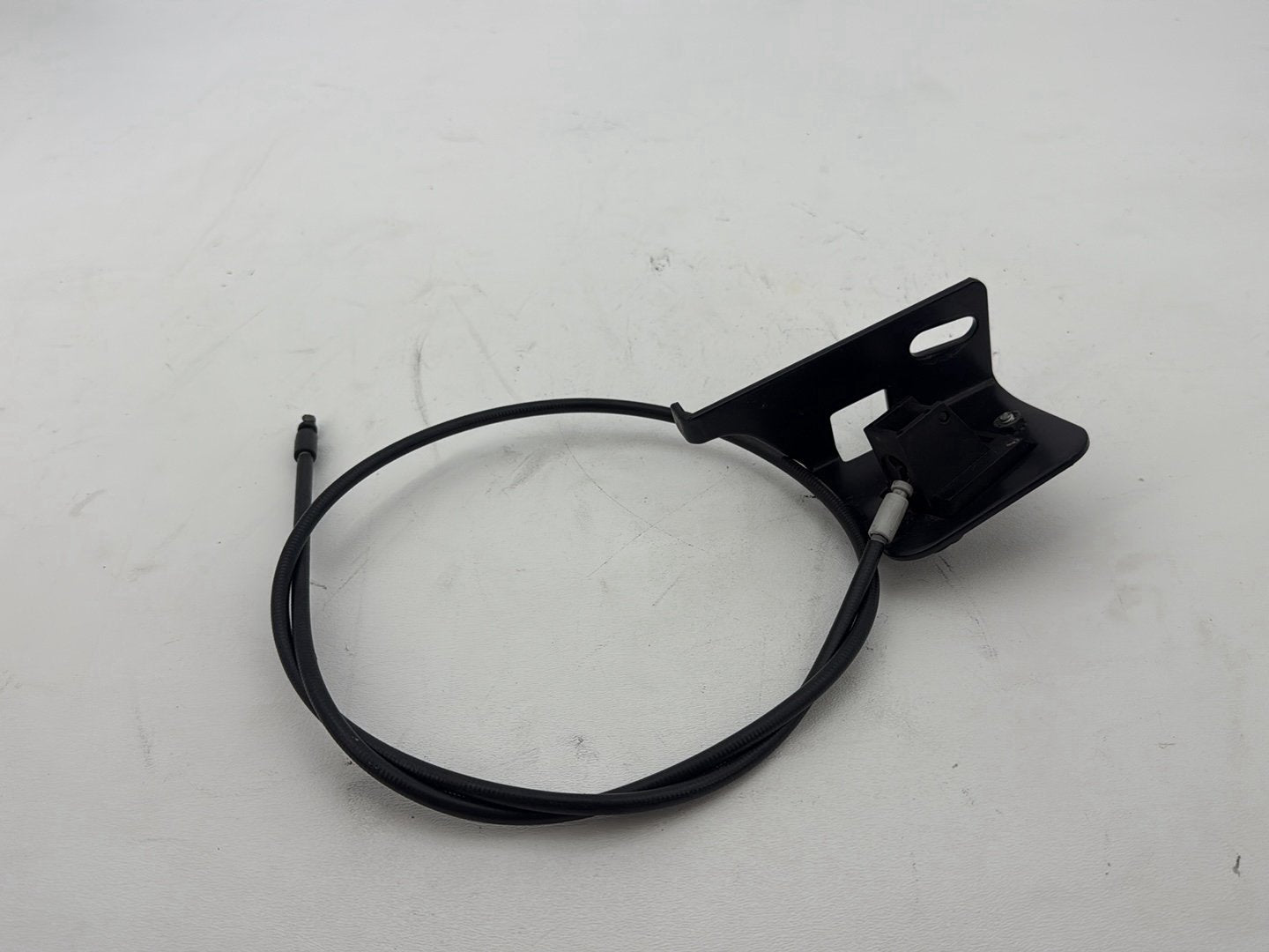 2011 Harley Road King Touring FLHRC Classic OEM Varilock Gas Spring Mount Bracket & Cable