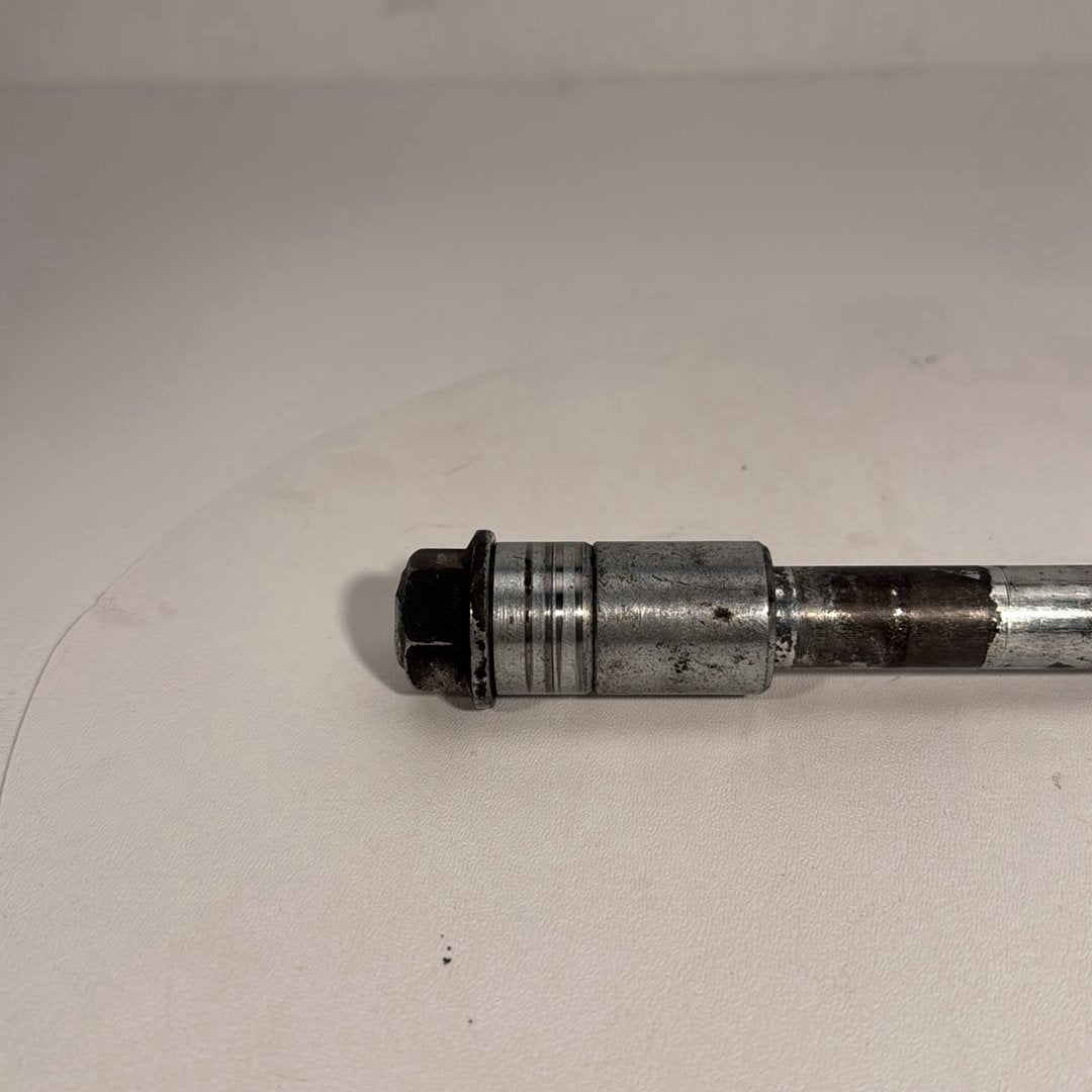 1984 - 1998 Harley-Davidson Touring Road King Police Rear Wheel Axle Bolt Shaft  	41110-79A