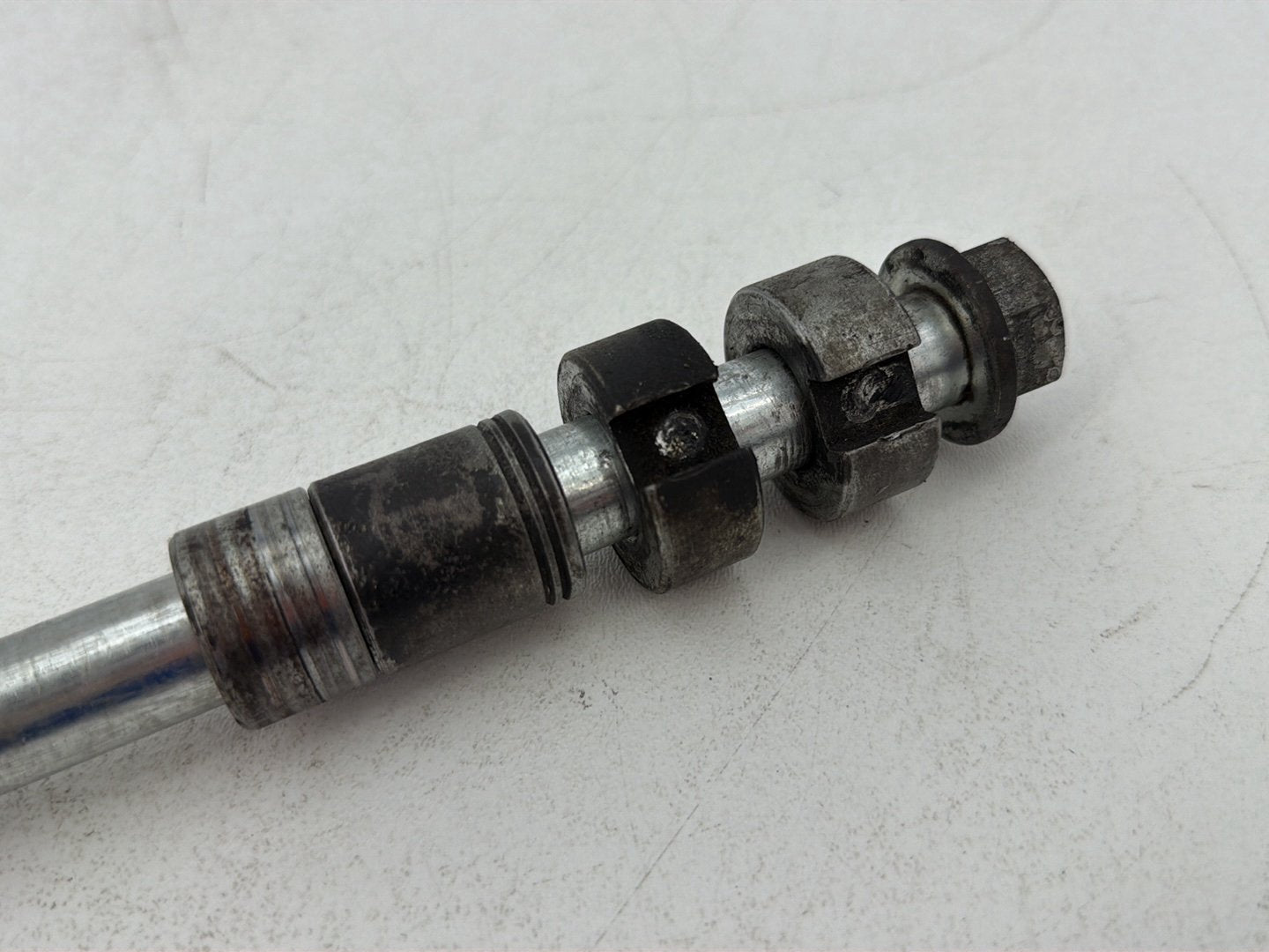 1986 - 1998 Harley-Davidson Softail Heritage Classic Rear Wheel Axle Bolt Shaft 41110-79A