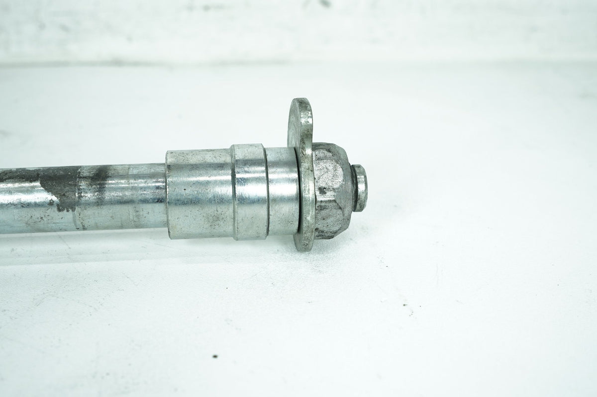 2003 Harley Touring SEI1 CVO Screamin Eagle Road King OEM Rear Wheel Axle Bolt Shaft