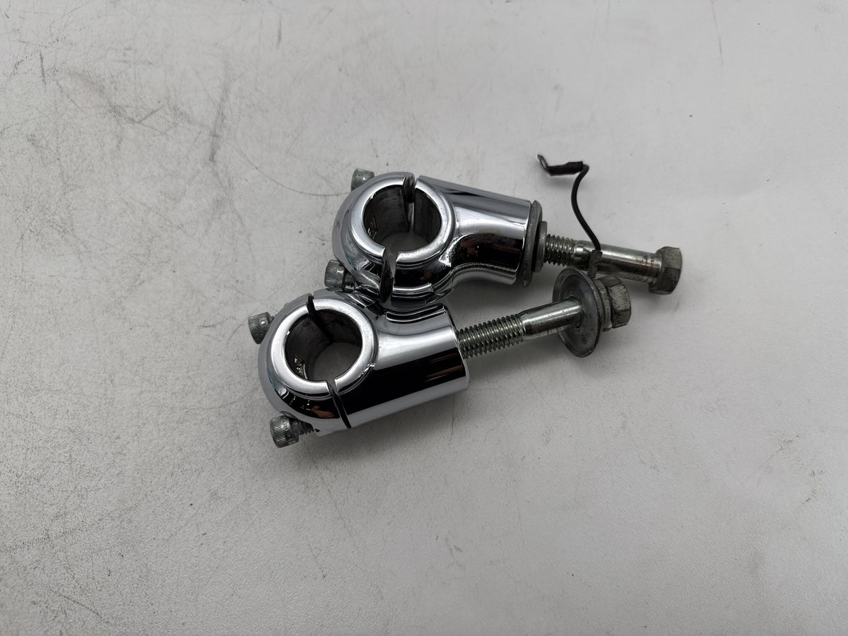 2008 Harley Softail Custom FXSTC OEM Front Handlebar Risers Riser 55984-07