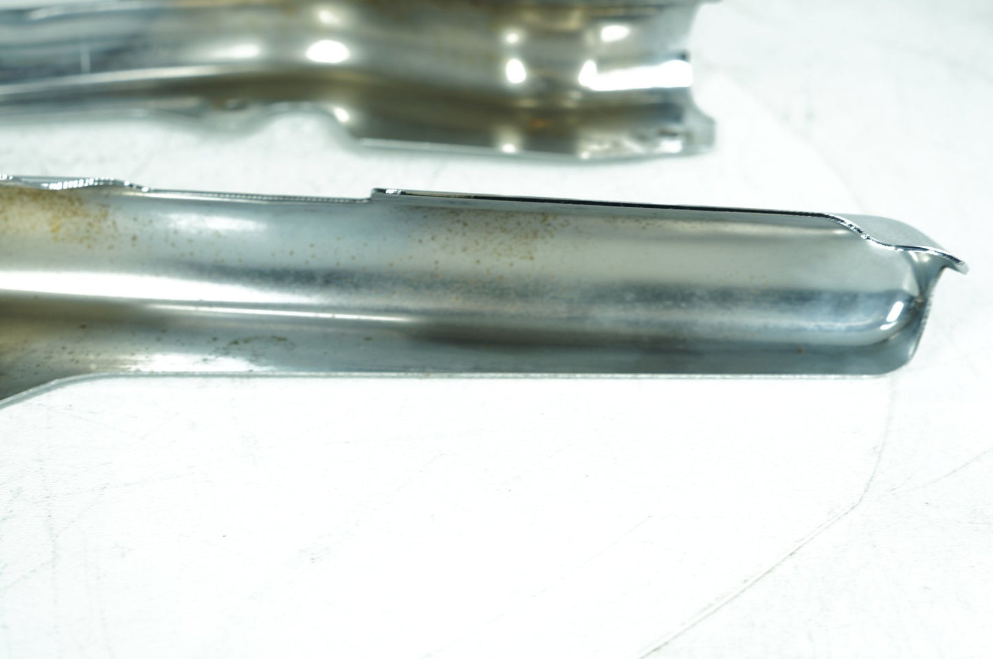 1999 - 2006 Harley-Davidson Touring Electra Glide Left Right Saddlebag Fender Struts Brackets  	47502-97