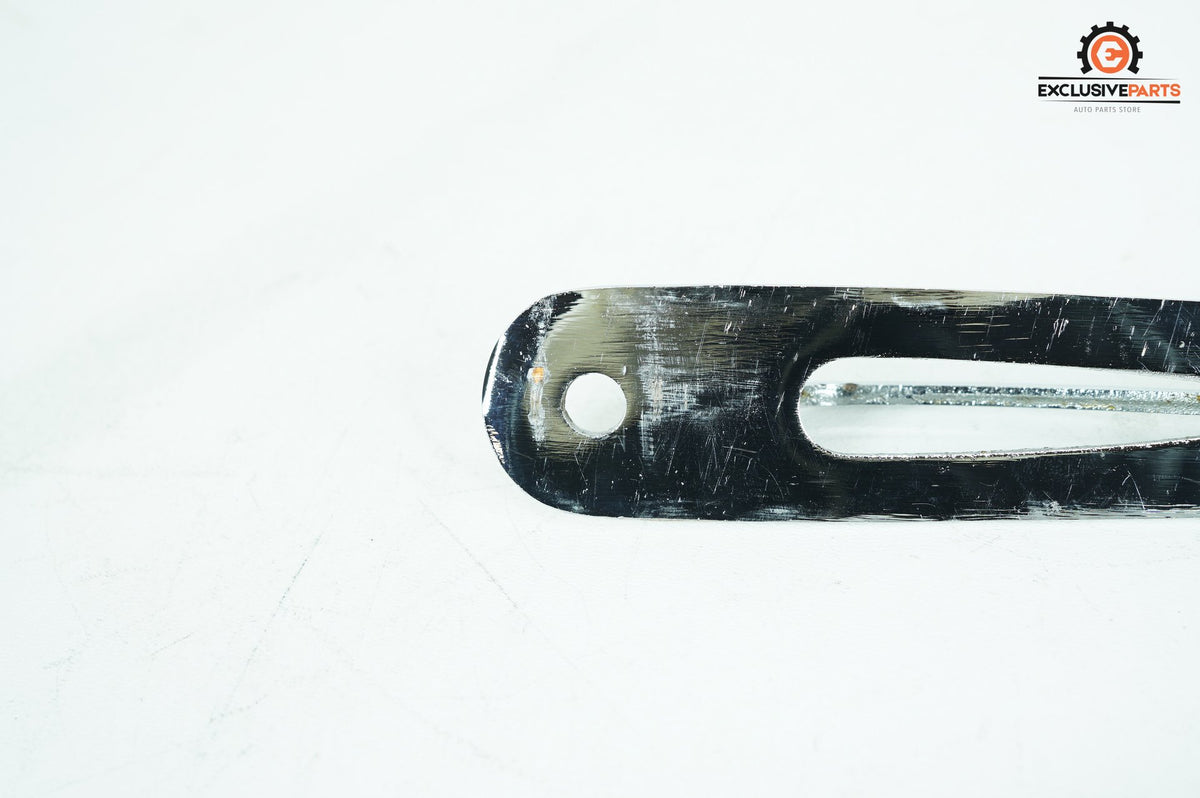 2010 Harley-Davidson Touring FLHTCU - Fairing Support Bracket Mounting Holder
