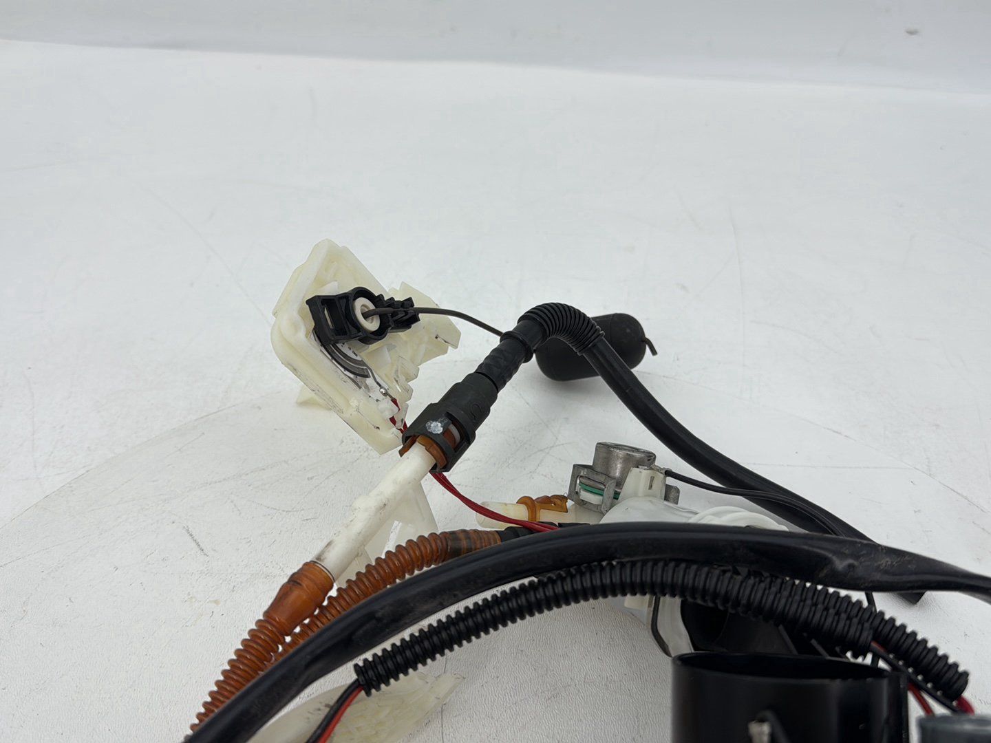 2019 - 2023 Harley-Davidson Touring Street Glide Gas Gasoline Fuel Petrol Pump Sending  	62908-08