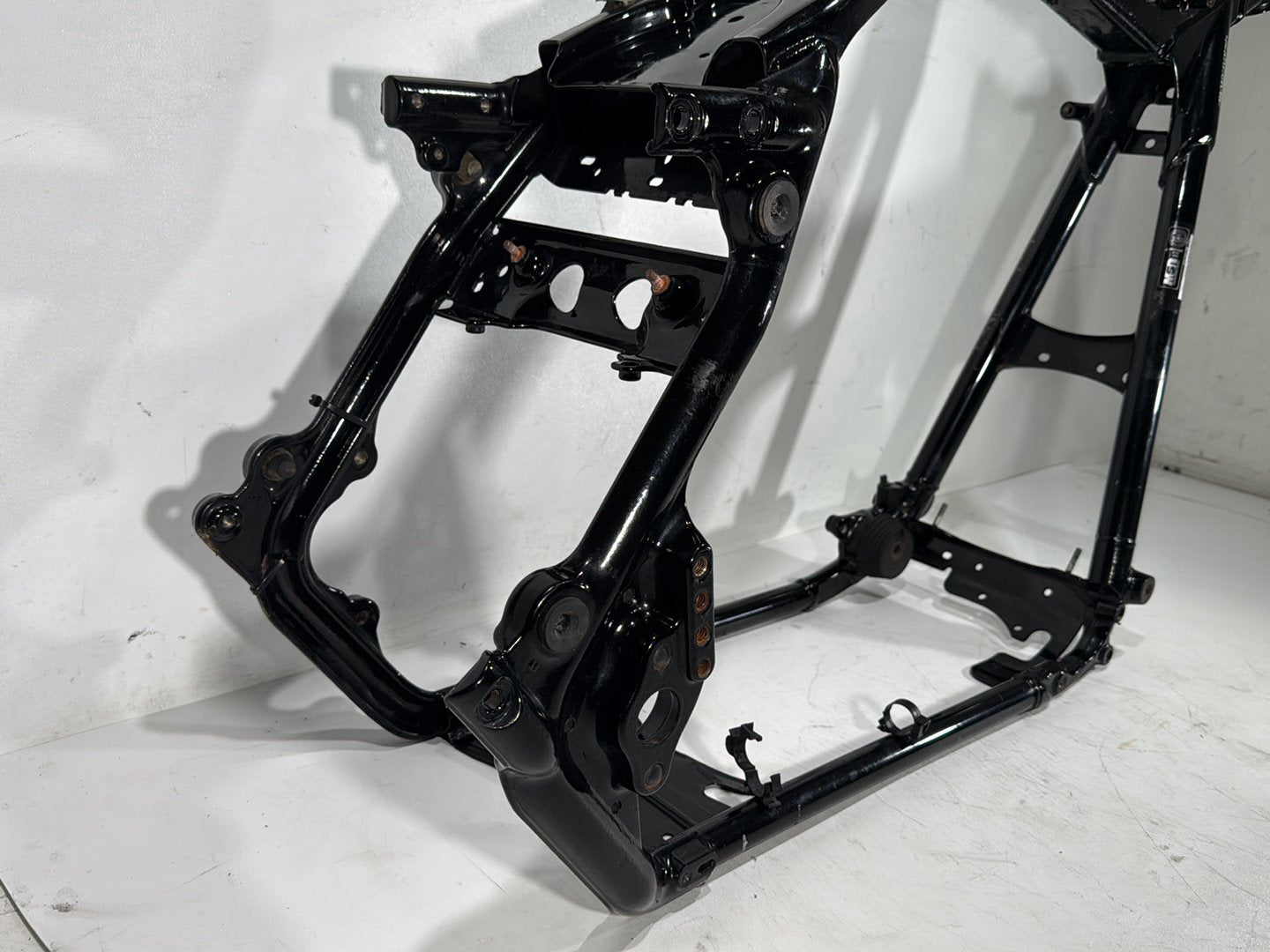 2010 Harley Street Glide Touring FLHX OEM Body Main Frame Chassis SLVG
