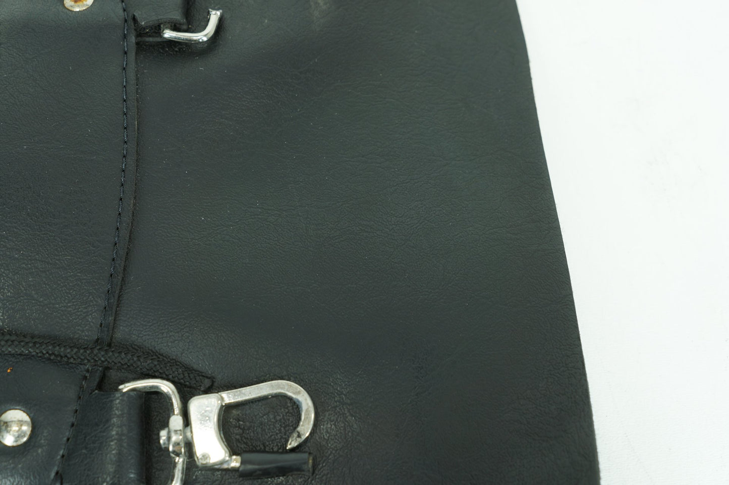 2013 - 2022 Harley-Davidson Sportster Custom Rear Saddle Bag Bridge Holder Leather TH37272