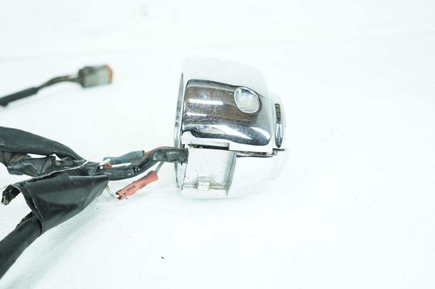 1999 - 2006 Harley-Davidson Dyna Wide Glide Left Turn Signal Headlight Switches Controls 71685-06A