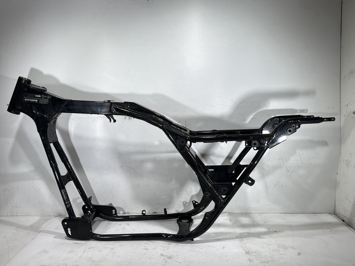 2004 Harley Road King Touring Classic OEM Body Main Frame Chassis C