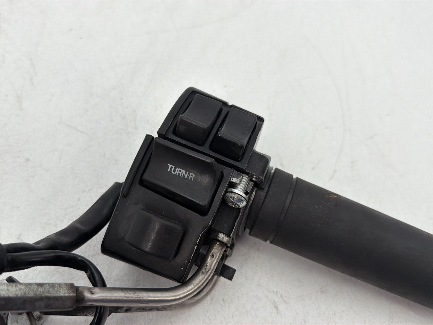 1984 - 1998 Harley-Davidson Touring Electra Glide Classic Right Engine Start Kill Switches Controls 71589-92