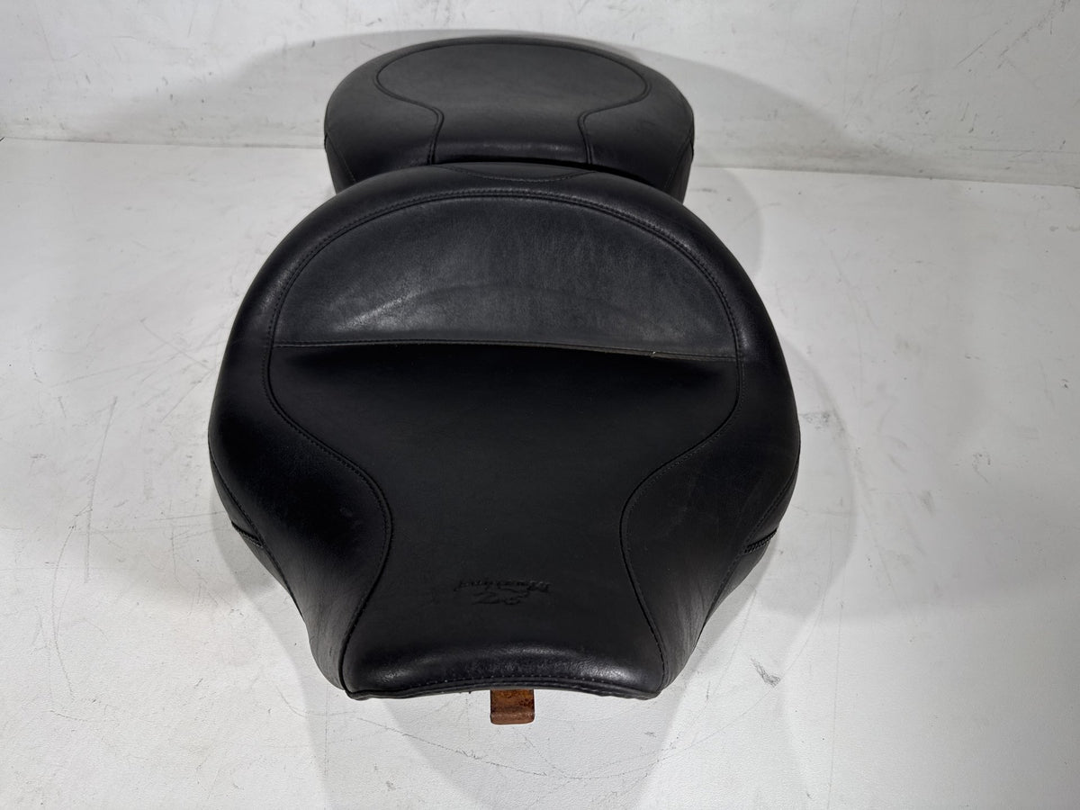 2006 Harley Road King Touring Custom Passenger Rider Driver Seat Saddle MUSTANG