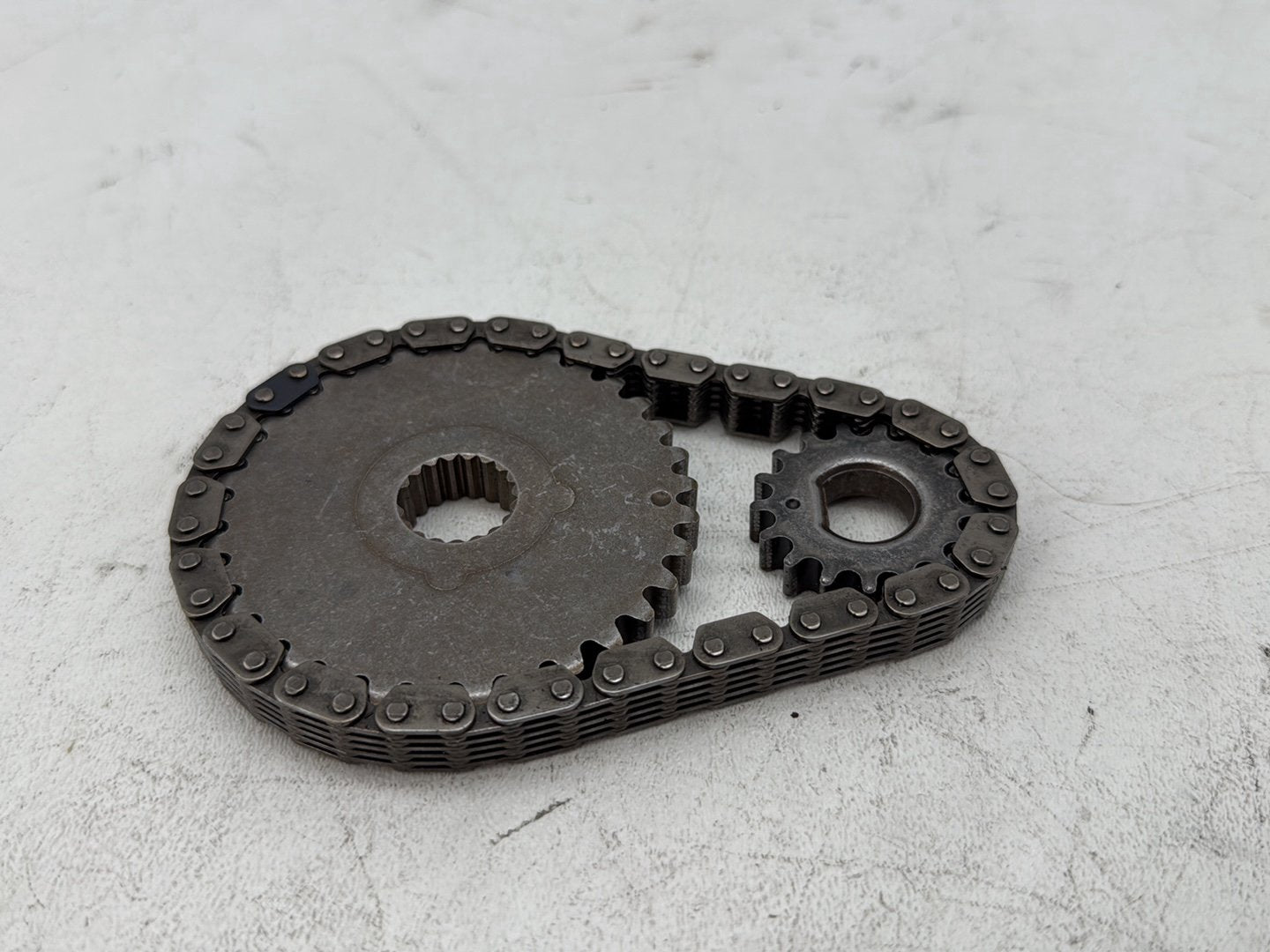 2006 Harley Touring FLHTCI Electra Glide Classic OEM Engine Motor Lower Timing Chain Guide