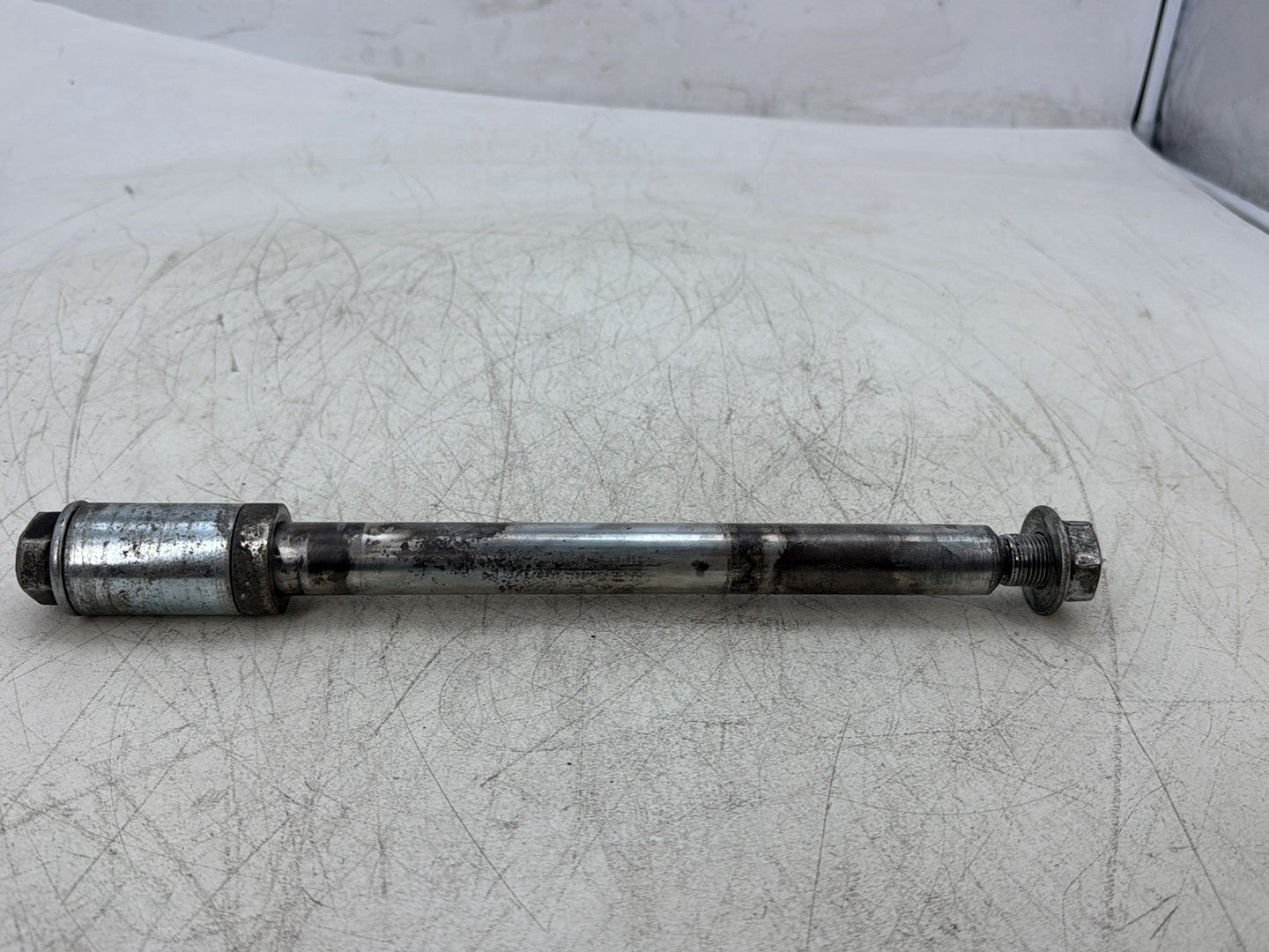 2007 Harley Dyna Street Bob FXDBI OEM Rear Wheel Axle Bolt Shaft