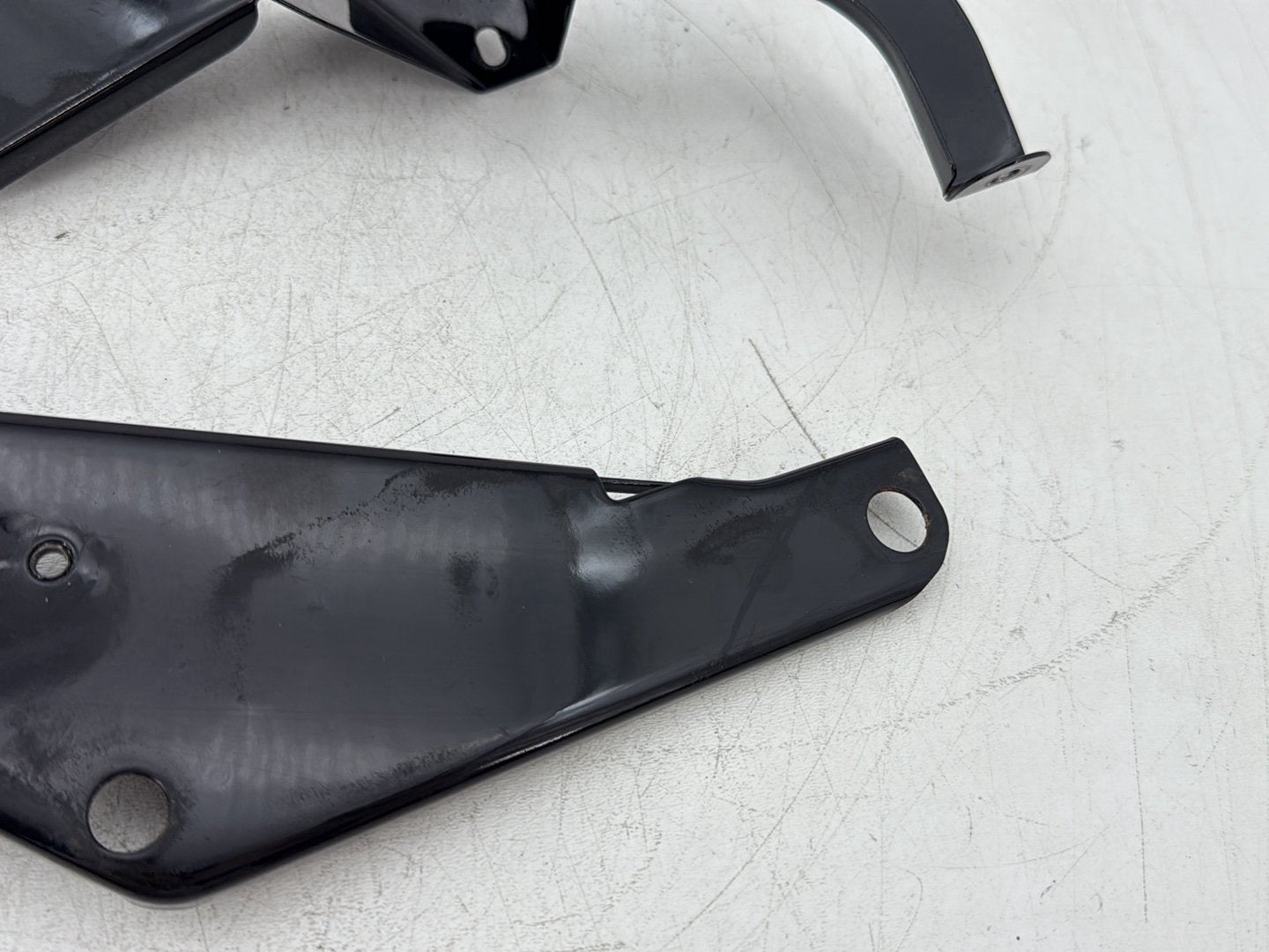 2006 Harley Electra Glide Touring Classic FLHTCI OEM Right Left Fairing Support Brackets