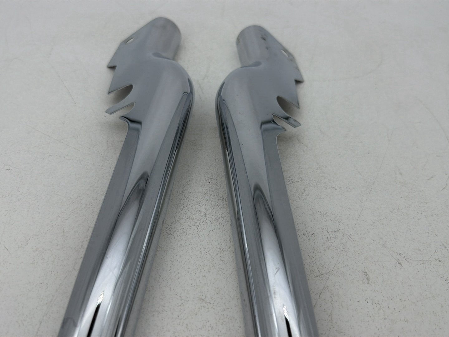 1984 - 1998 Harley-Davidson Touring Electra Glide Classic Left Right Saddlebag Fender Struts Brackets 47551-79B