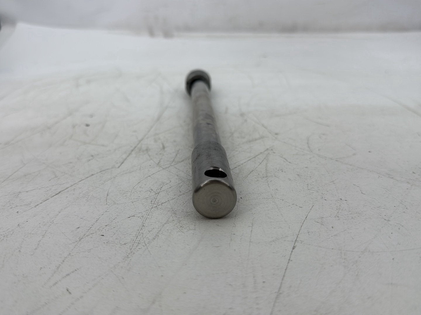 2005 Harley Heritage Softail Classic FLSTCI OEM Front Wheel Axle Bolt Shaft