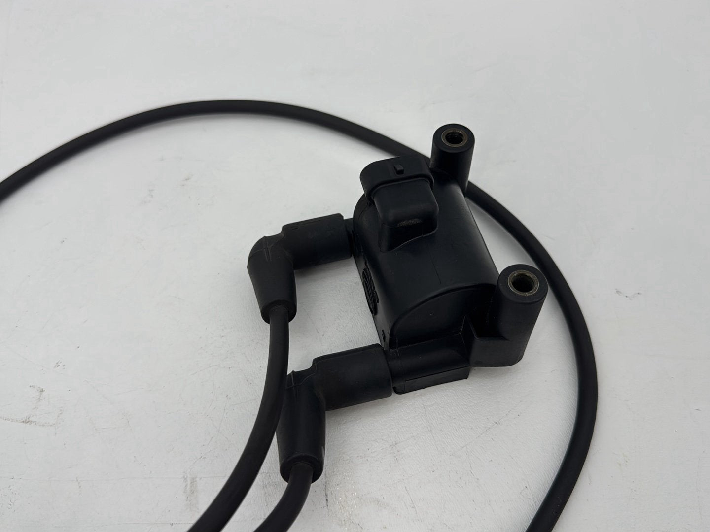 2007 - 2012 Harley-Davidson Touring Road Glide Ignition Coil Spark Igniter 31696-07A