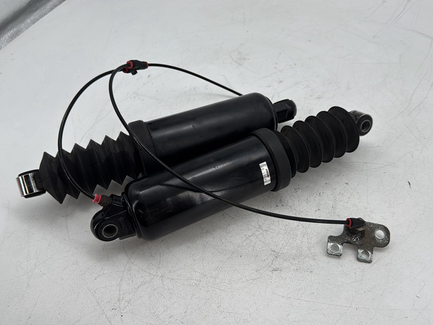 1997 Harley Road King Touring Police Rear Left Right Shock Absorbers 13"