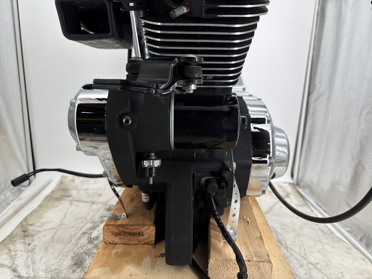 05 Harley Sportster 1200 Custom XL1200C CARB 1200 Engine Motor Transmission 10K