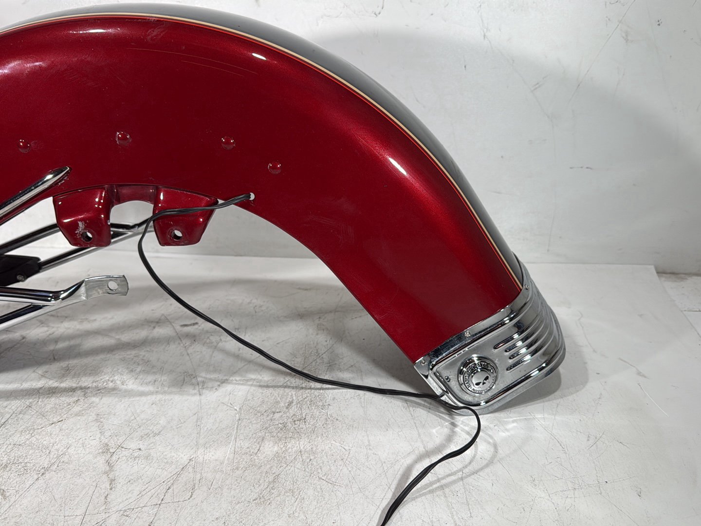 2007 Harley Touring FLHTC Electra Glide Classic OEM Front Wheel Fender Shell Panel