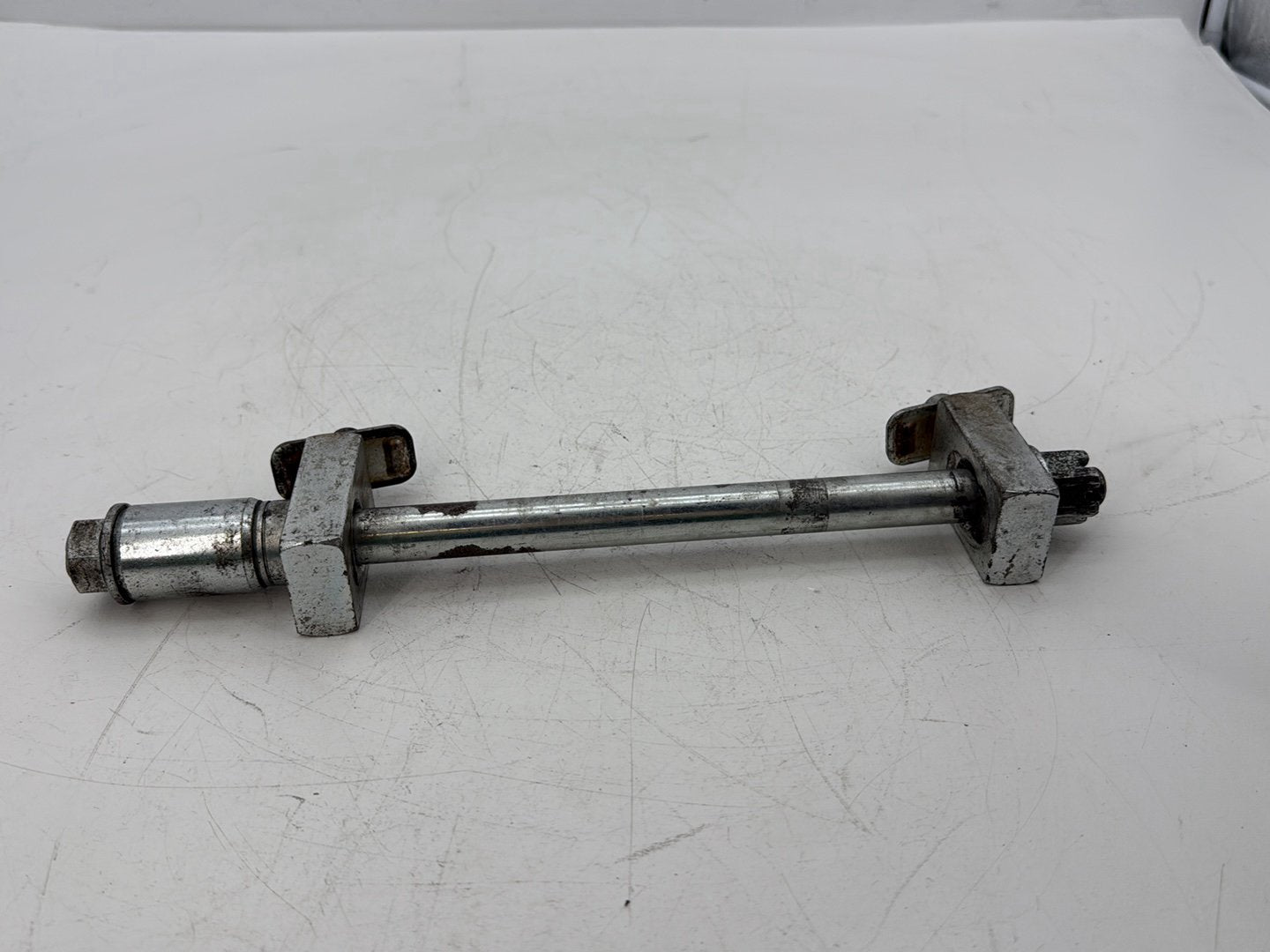 2002 Harley Dyna FXD Super Glide OEM Rear Wheel Axle Bolt Shaft