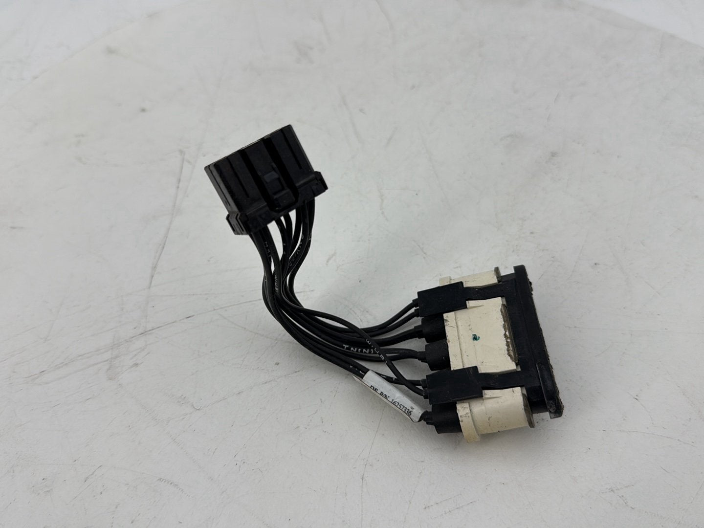 Harley-Davidson Misc  Dash Indicator Lamp Wire Plug In 68789-96