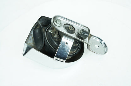 1999 - 2006 Harley-Davidson Dyna Low Rider Horn Signal Klaxon Chrome Cover 69012-93A