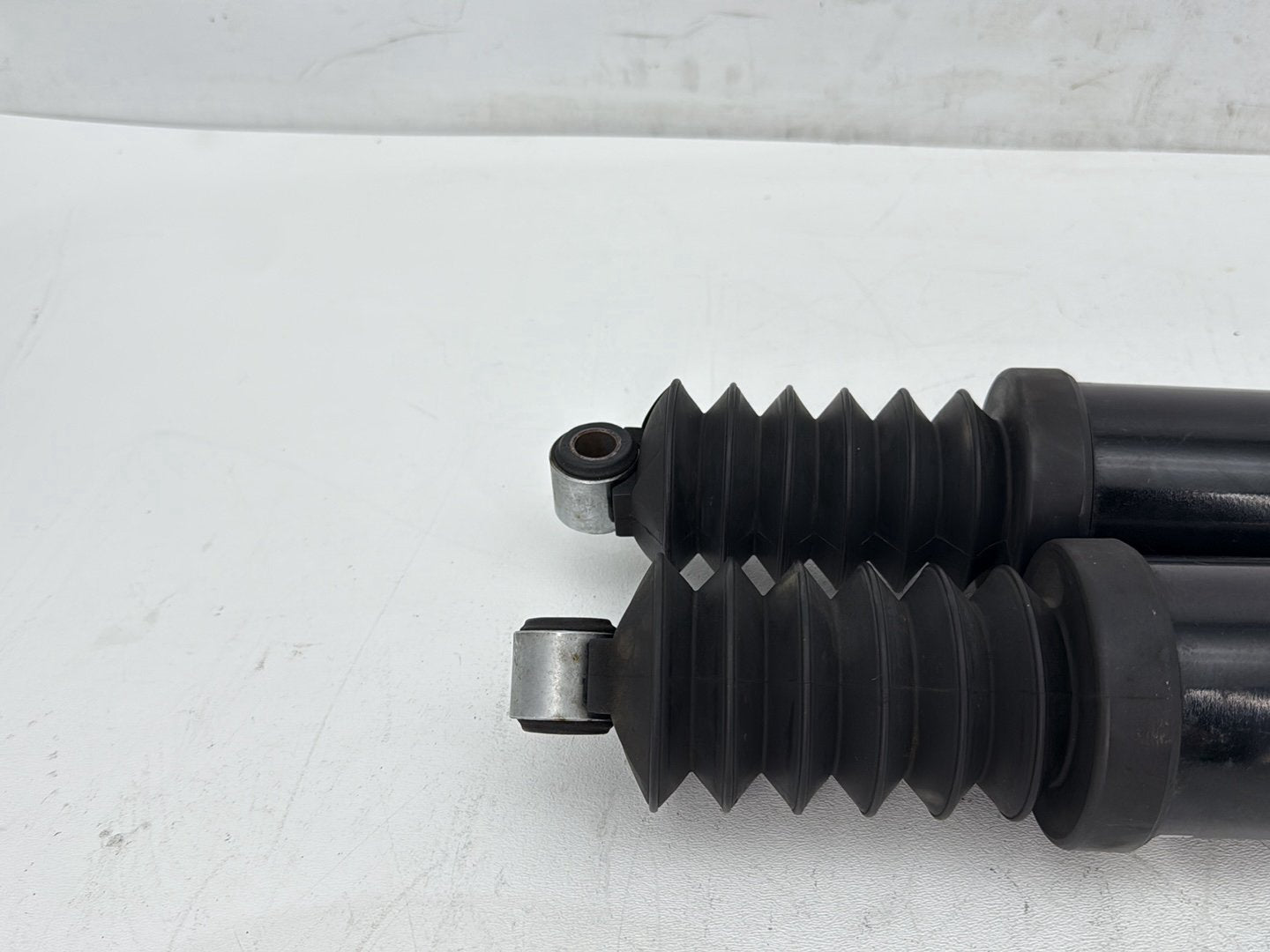 2009 Harley Sportster 883 Low XL883L OEM Rear Left Right Shock Absorbers
