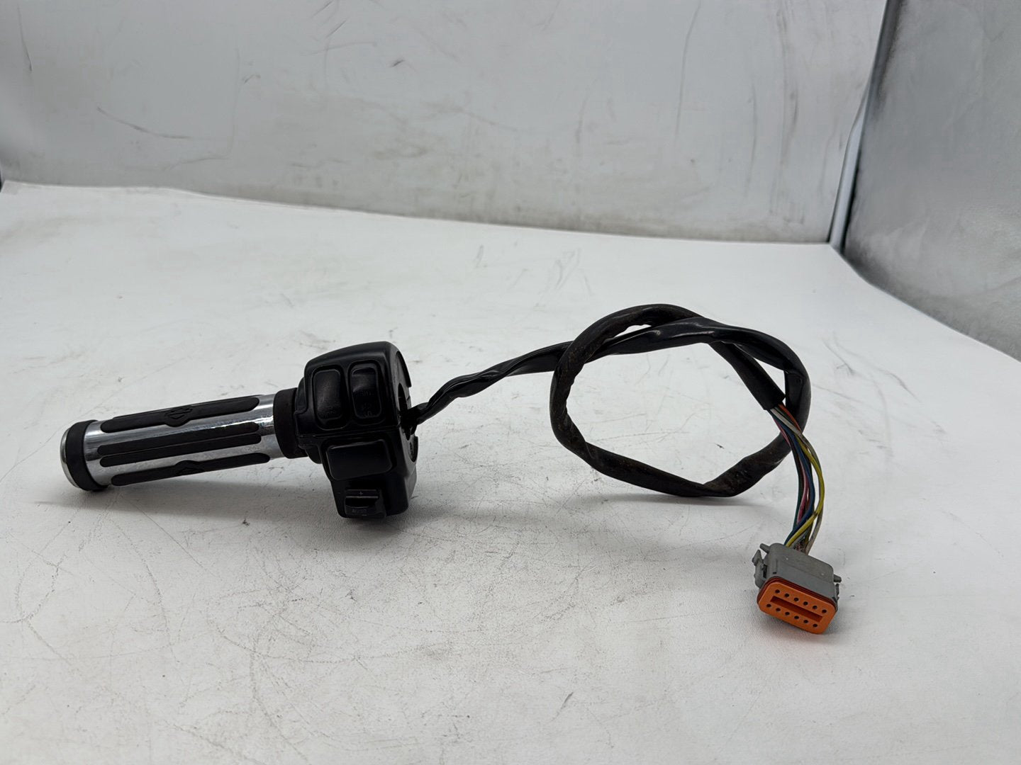 2006 Harley Touring FLHTCI Electra Glide Classic OEM Left Turn Signal Headlight Switches Controls