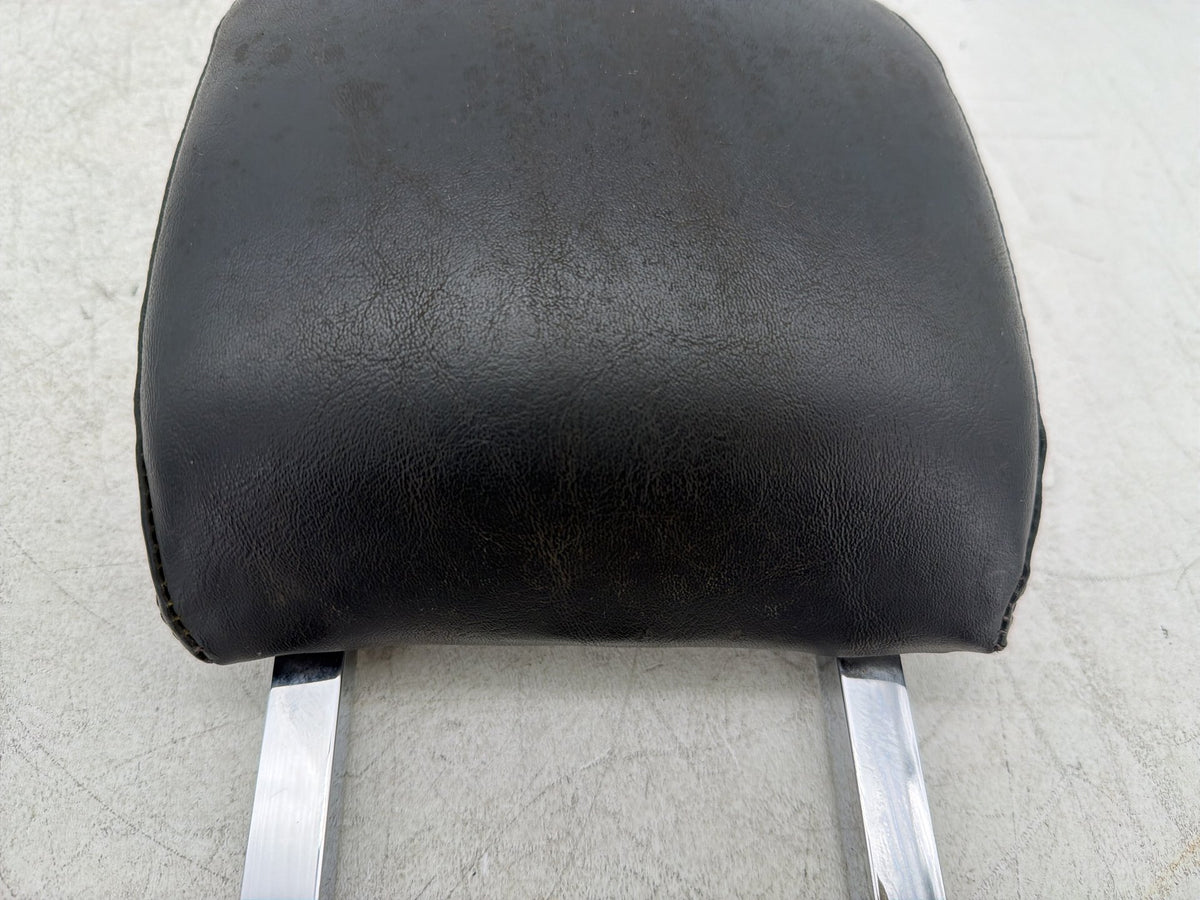 2001 Harley Fat Boy Softail FLSTF OEM Rear Sissy Bar w/ Backrest Cushion Pad