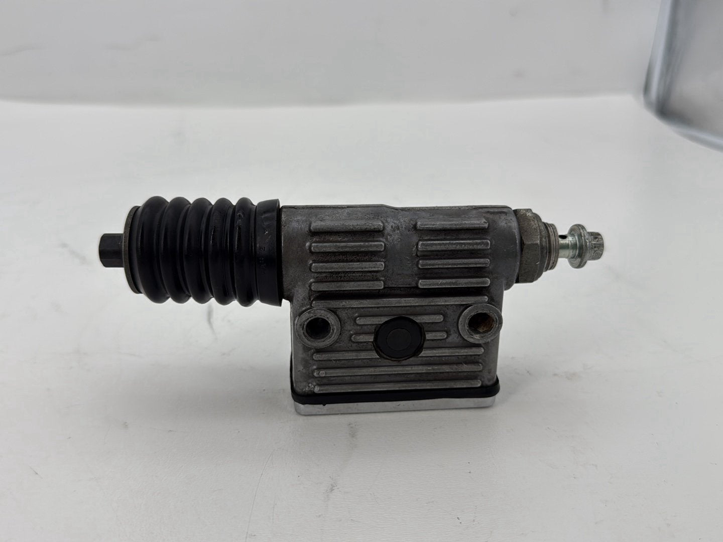 1993 Harley Sportster XLH883H Hugger 883 OEM Rear Brake Master Cylinder Reservoir