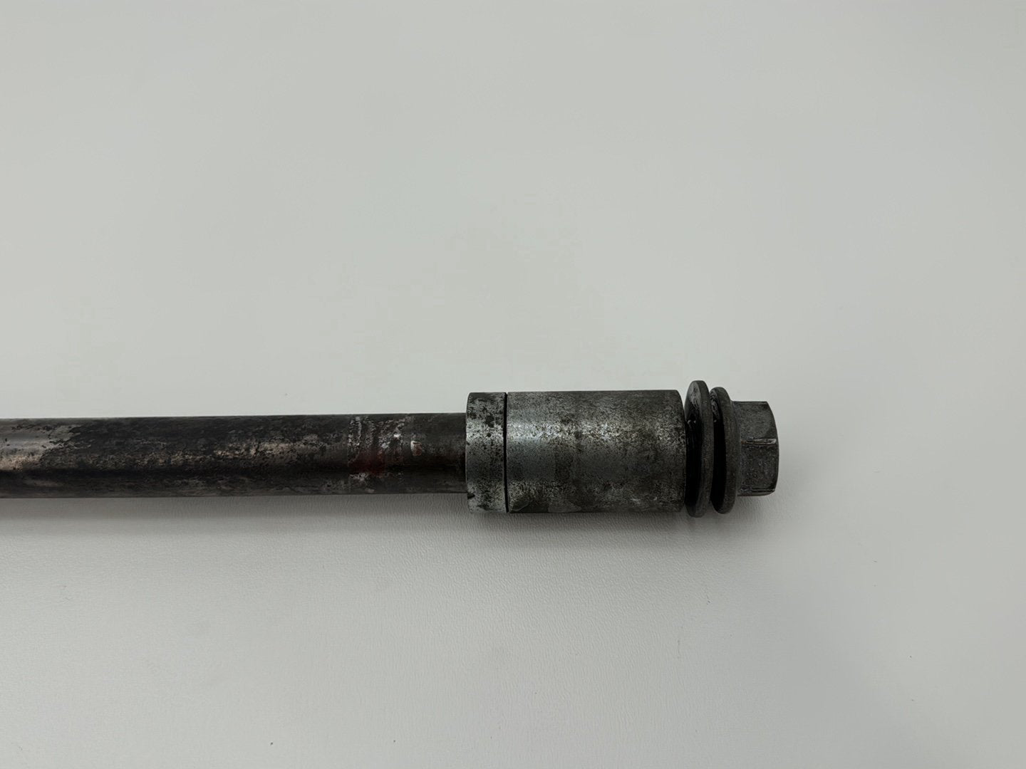 2006 - 2017 Harley-Davidson Dyna Street Bob Rear Wheel Axle Bolt Shaft 41114-06