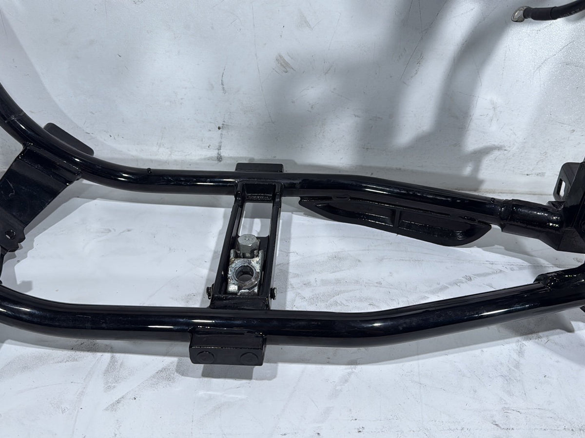 2005 Harley Dyna Wide Glide FXDWG OEM Body Main Frame Chassis 32 degree C