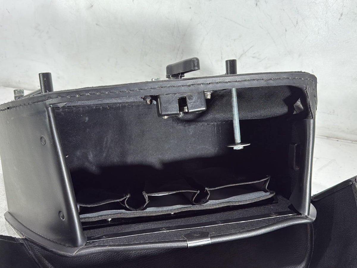 14 Harley Dyna Low Rider Rear Right 1 Saddlebag Viking Baelor Medium * NO Key *