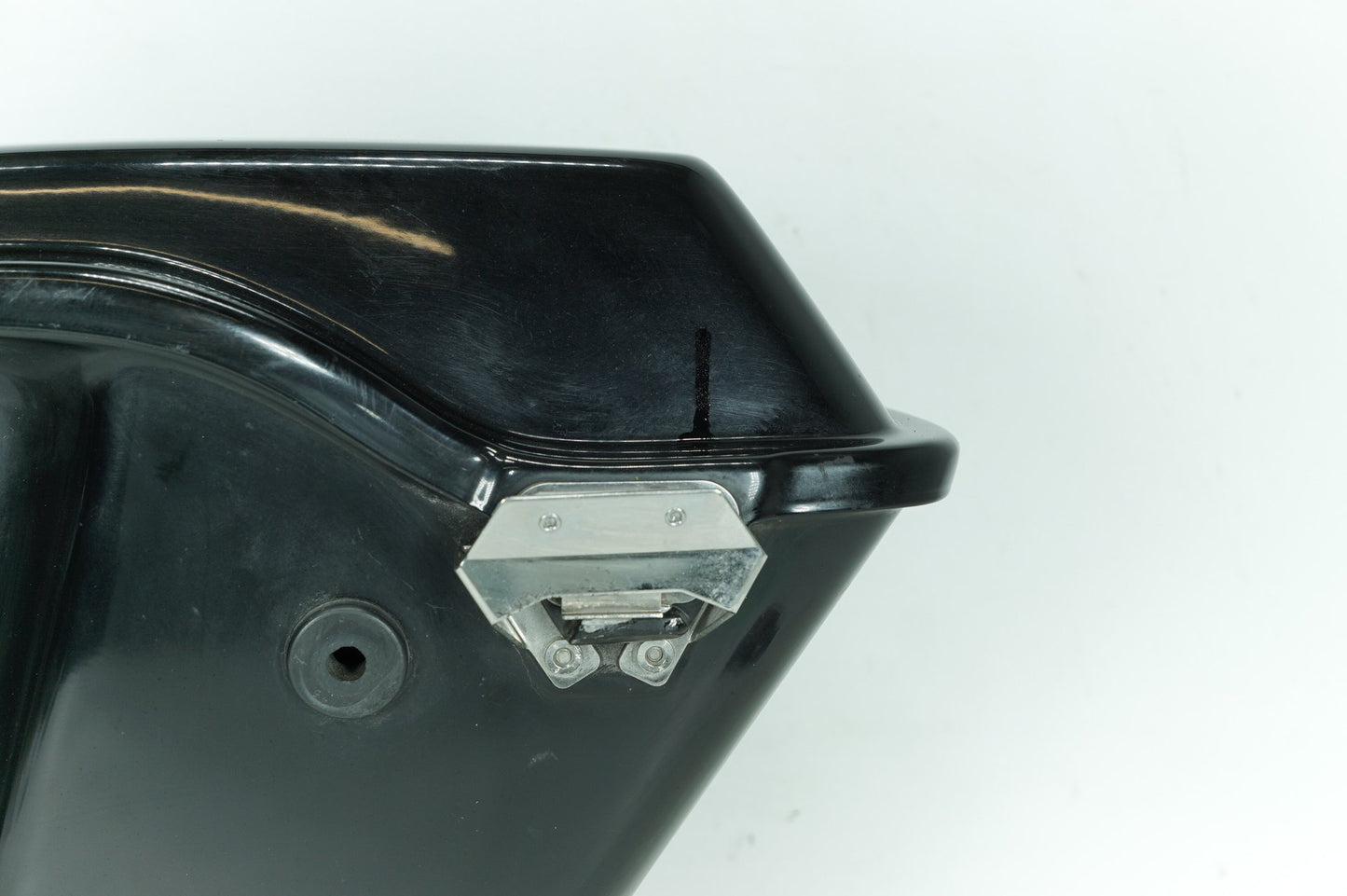 1999 - 2006 Harley-Davidson Touring Electra Ultra Classic Left 1 Saddlebag Luggage NO Key 90753-93